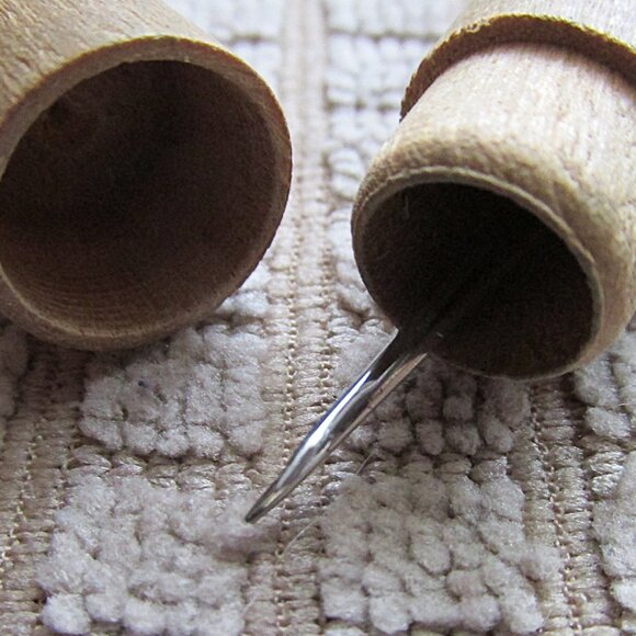 Antique Wooden Sewing Needle Holder - Picture 3 of 7